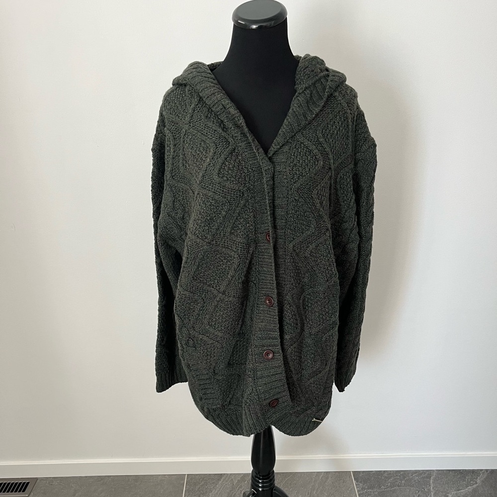 Cozy Knit Hooded Sweater - Dark Green
